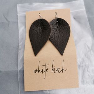 Leather earrings new